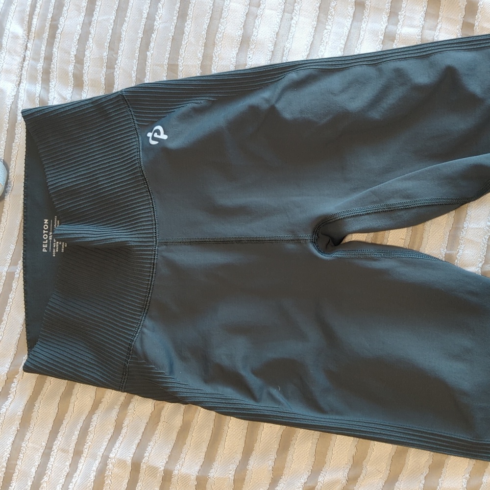 Peloton Black High-Rise Ribbed Waist Leggings